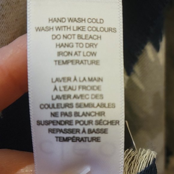 Cleo Scarf - Picture 4 of 7